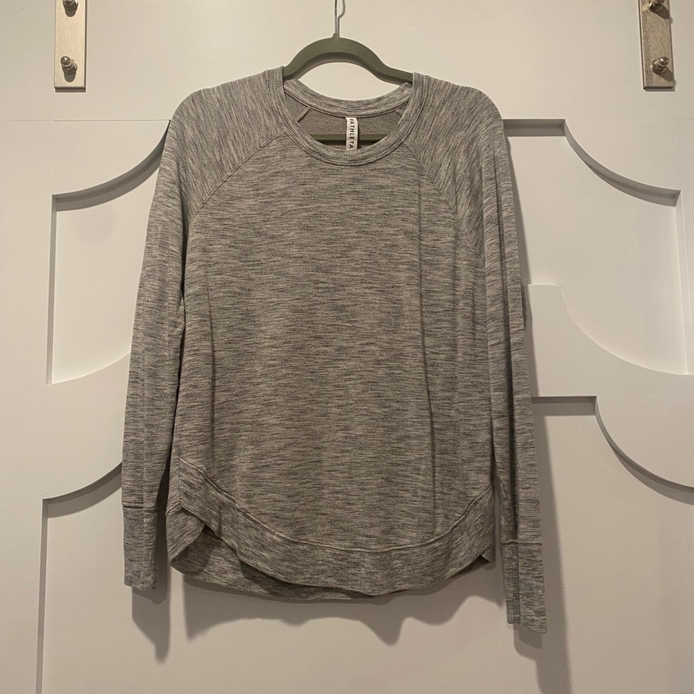 Athleta long sleeve top